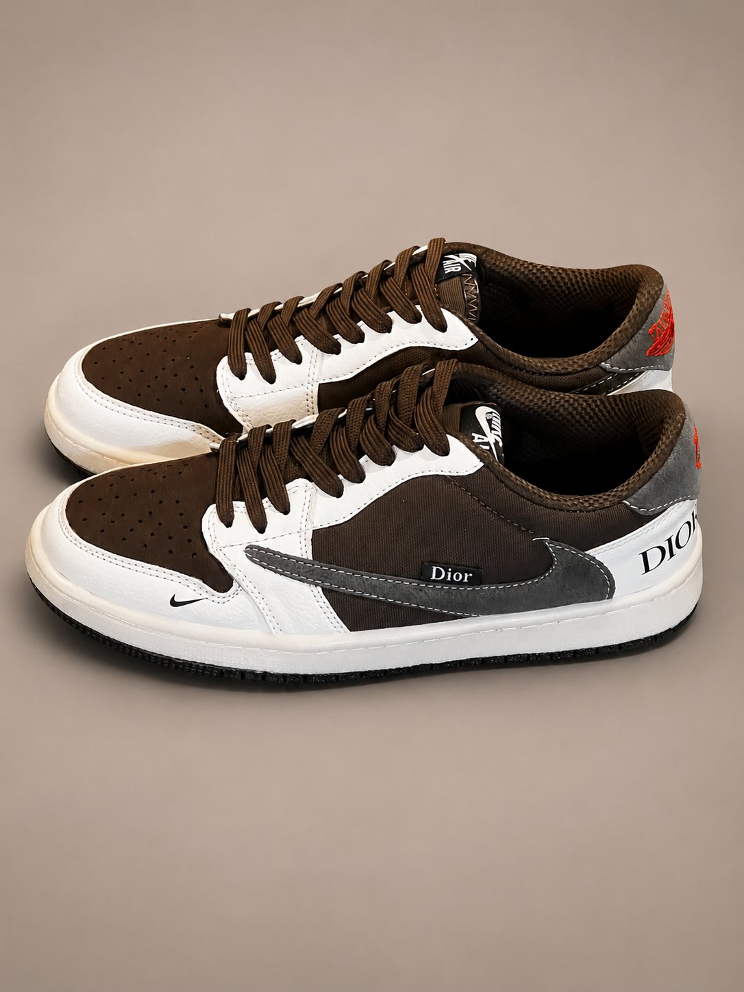 808 / HIGH TOP BROWN